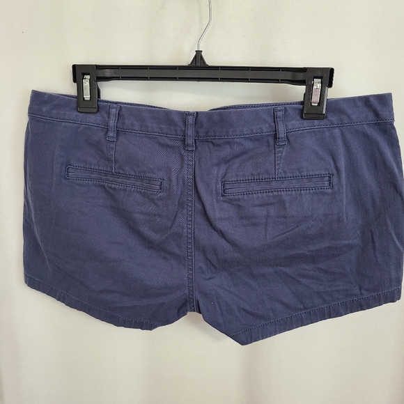 (538) Express Woman's High-Waisted Shorts, Size: 8 Color: Blue - Picture 11 of 13